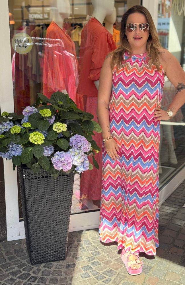 Sommerkleid mit buntem Muster