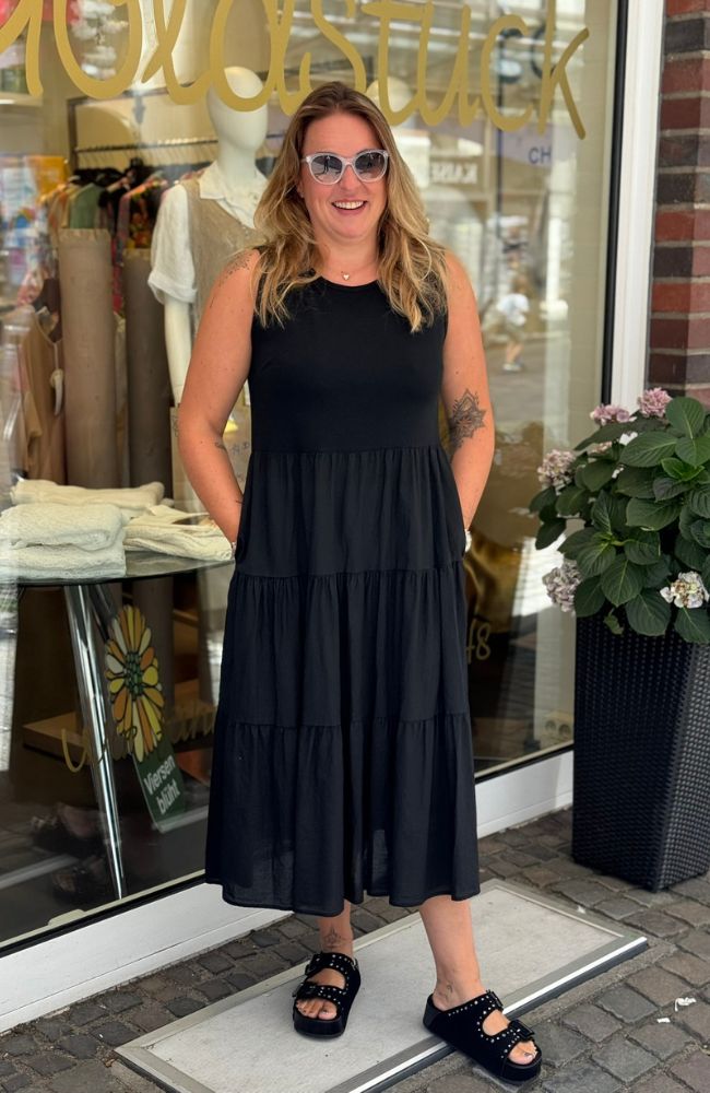 Elegantes Kleid in schwarz