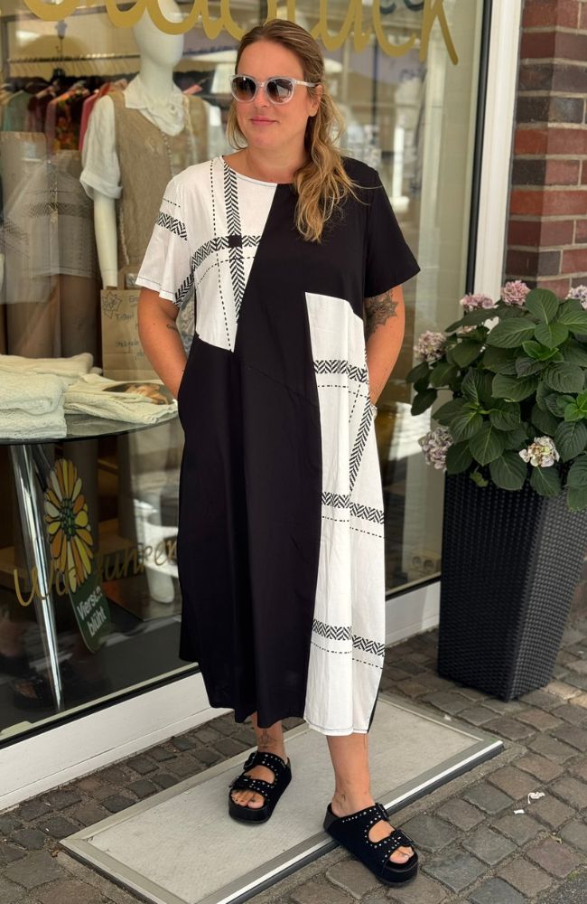 Kleid schwarz weiß